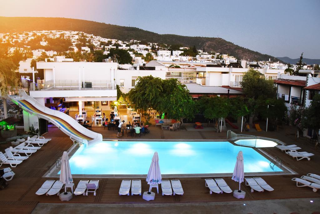 Delfi Hotel Spa & Wellness Center Bodrum Extérieur photo
