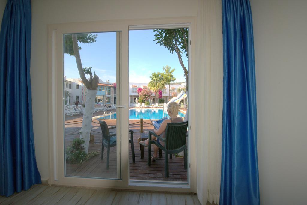 Delfi Hotel Spa & Wellness Center Bodrum Extérieur photo